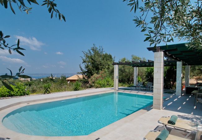 Villa in Almyrida - Villa Nynemia Villa in Almyrida - Villa Nynemia