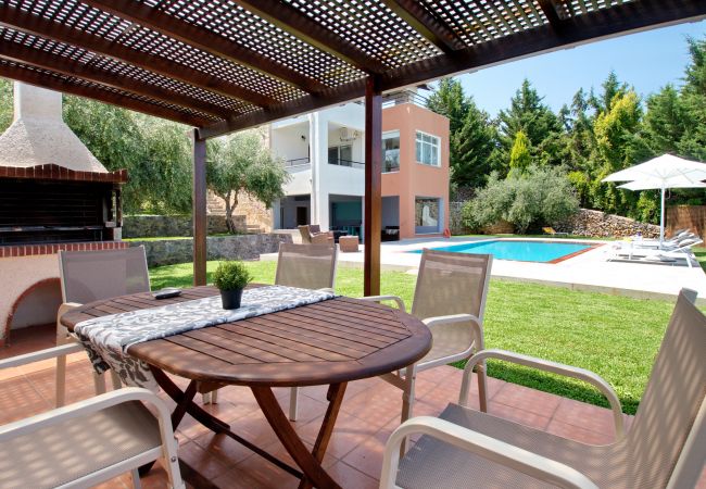 Villa in Vrises - Villa Avra Villa in Vrises - Villa Avra