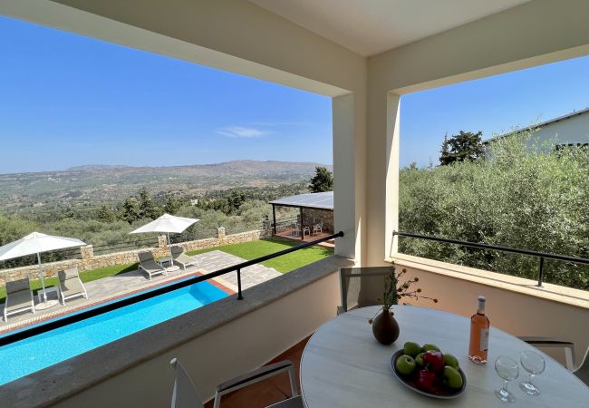 Villa in Vrises - Villa Avra Villa in Vrises - Villa Avra