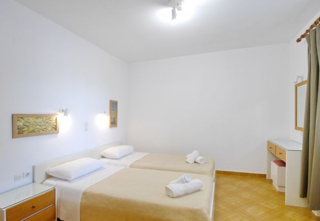 Apartment in Stalos - Rouladina Apt 4 Apartment in Stalos - Rouladina Apt 4