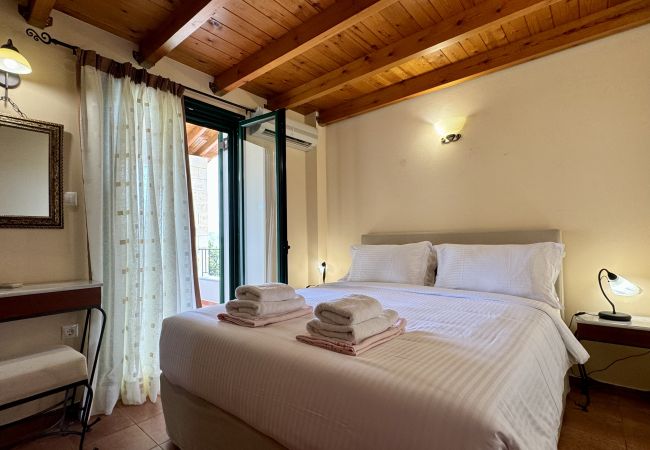 Villa in Vrises - Villa Artemis Villa in Vrises - Villa Artemis