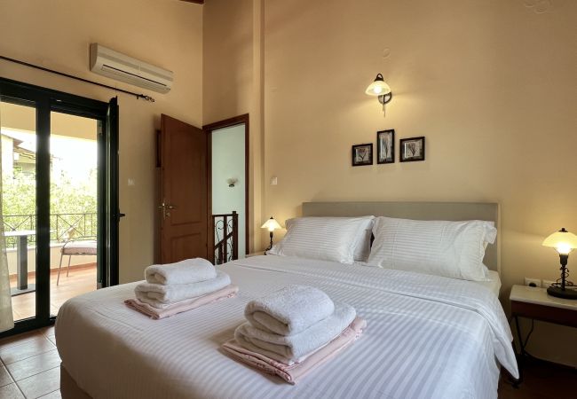 Villa in Vrises - Villa Artemis Villa in Vrises - Villa Artemis