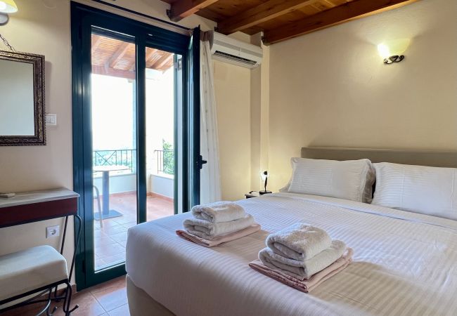Villa in Vrises - Villa Artemis Villa in Vrises - Villa Artemis