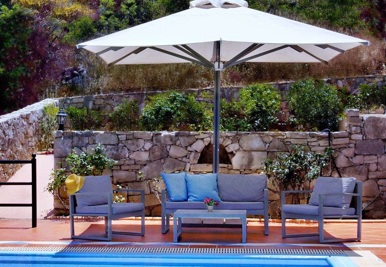 Villa in Vrises - Villa Artemis
