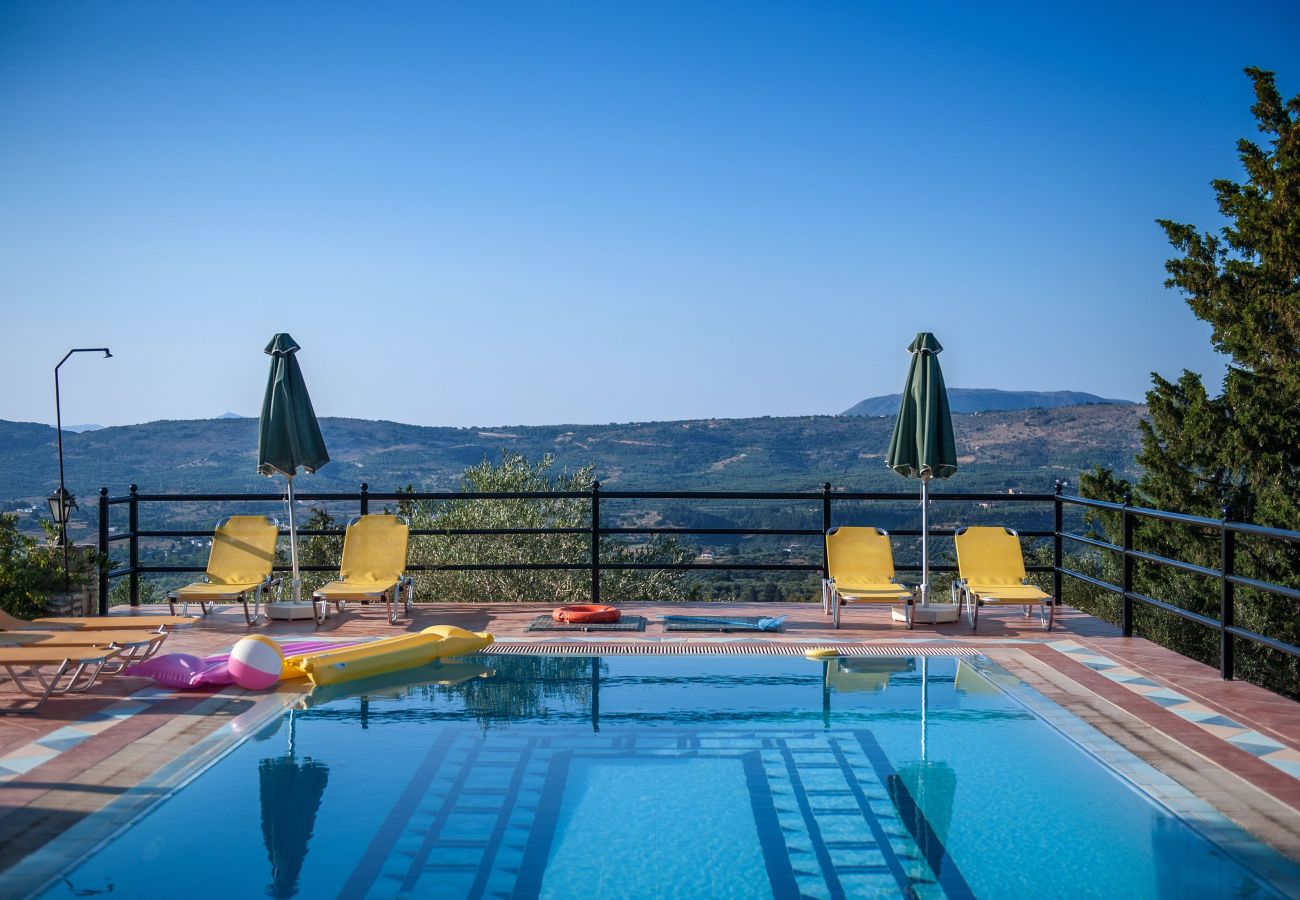 Villa in Vrises - Villa Artemis