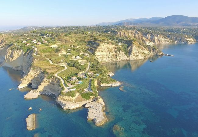 Villa in Spartia - Villa Odysseus Villa in Spartia - Villa Odysseus