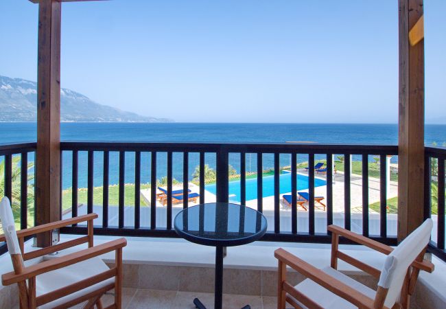 Villa in Spartia - Villa Odysseus Villa in Spartia - Villa Odysseus
