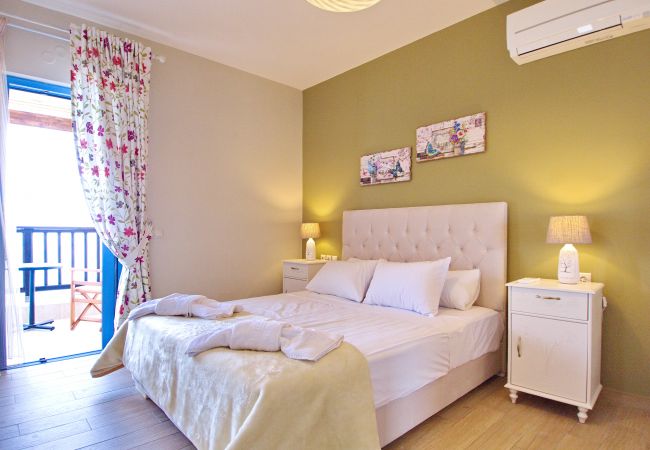 Villa in Spartia - Villa Odysseus Villa in Spartia - Villa Odysseus