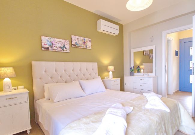 Villa in Spartia - Villa Odysseus Villa in Spartia - Villa Odysseus