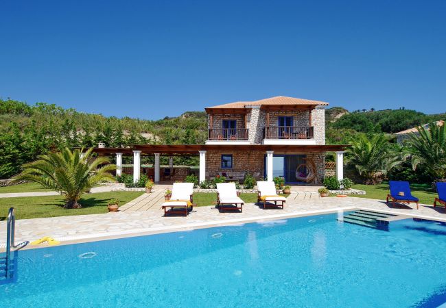 Villa in Spartia - Villa Odysseus Villa in Spartia - Villa Odysseus