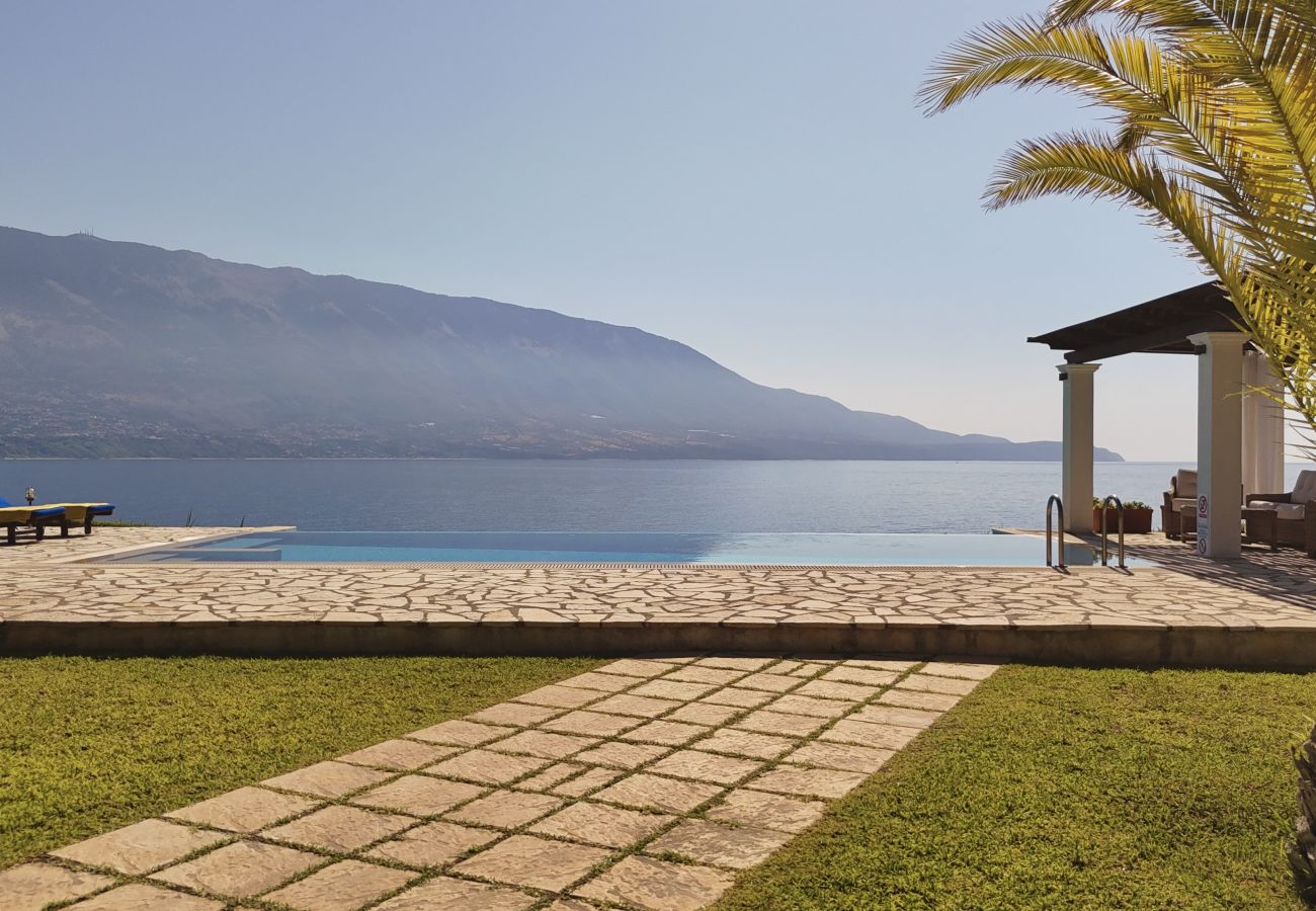 Villa in Spartia - Villa Odysseus