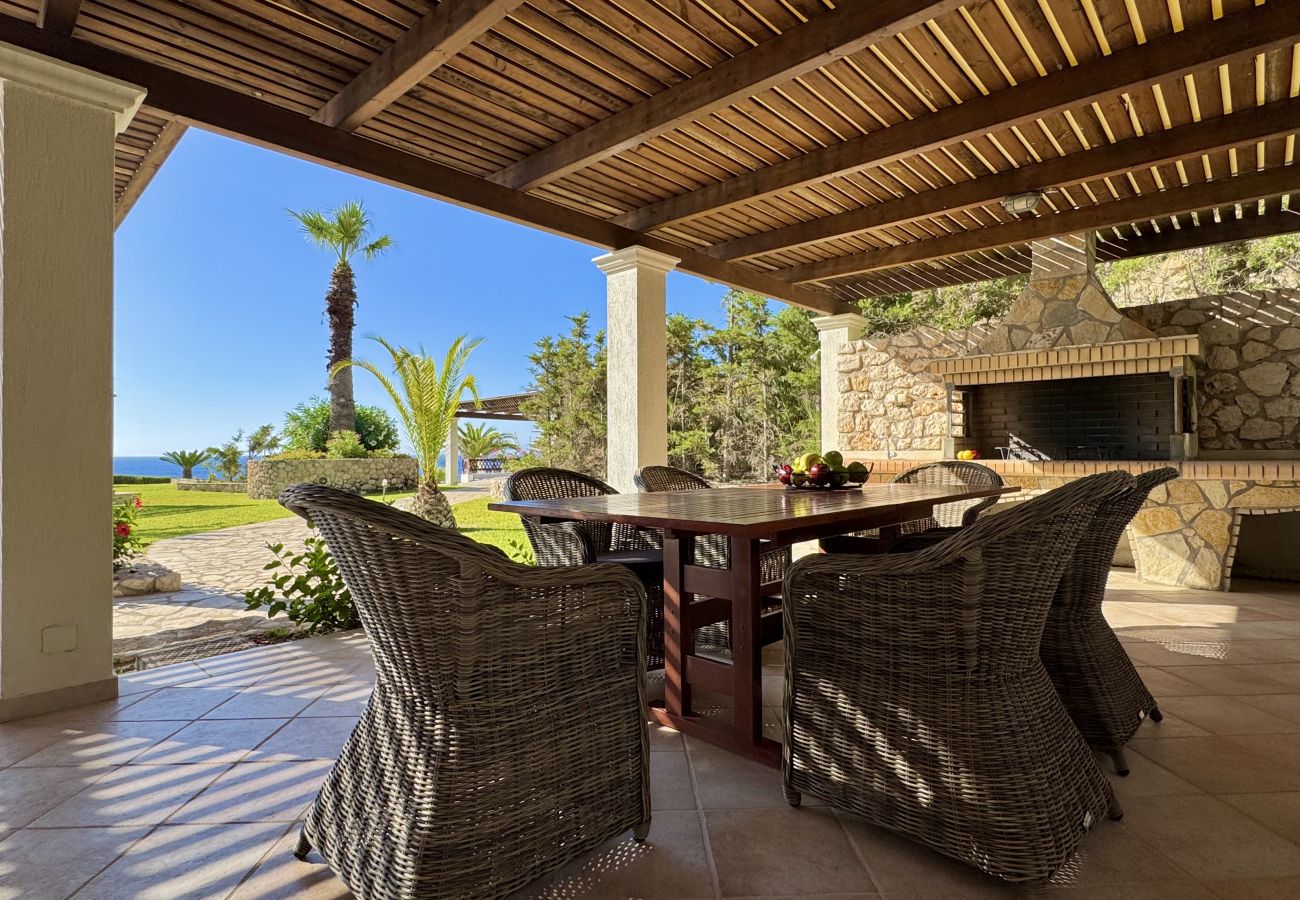 Villa in Spartia - Villa Odysseus