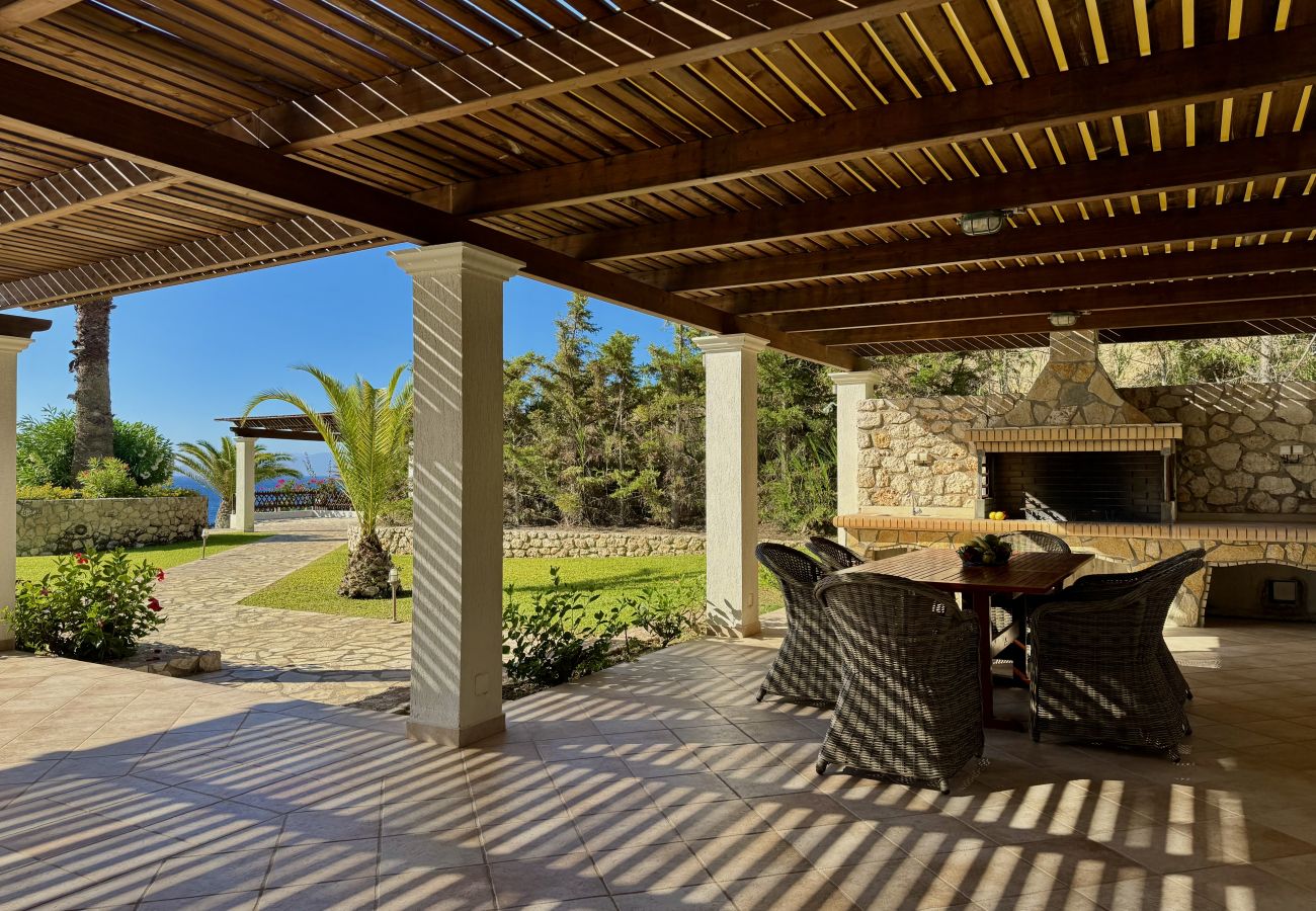 Villa in Spartia - Villa Odysseus