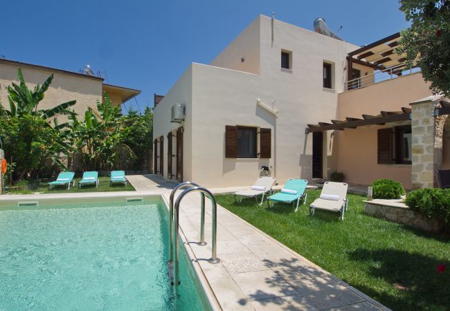 Villa in Plaka - Villa Argiro Villa in Plaka - Villa Argiro