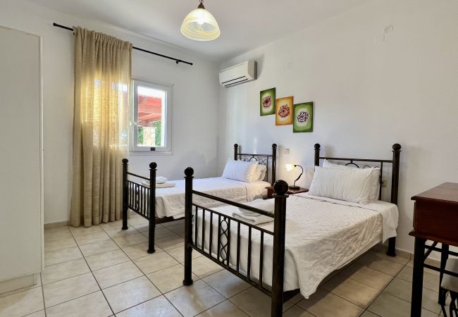 Villa in Spartia - Villa Dionysos Villa in Spartia - Villa Dionysos