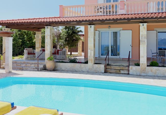 Villa in Spartia - Villa Dionysos Villa in Spartia - Villa Dionysos