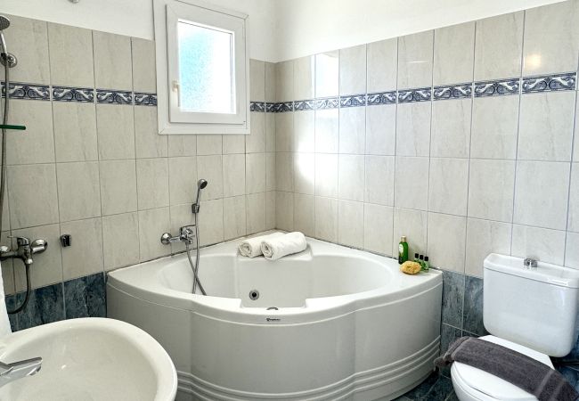 Villa in Spartia - Villa Dionysos Villa in Spartia - Villa Dionysos