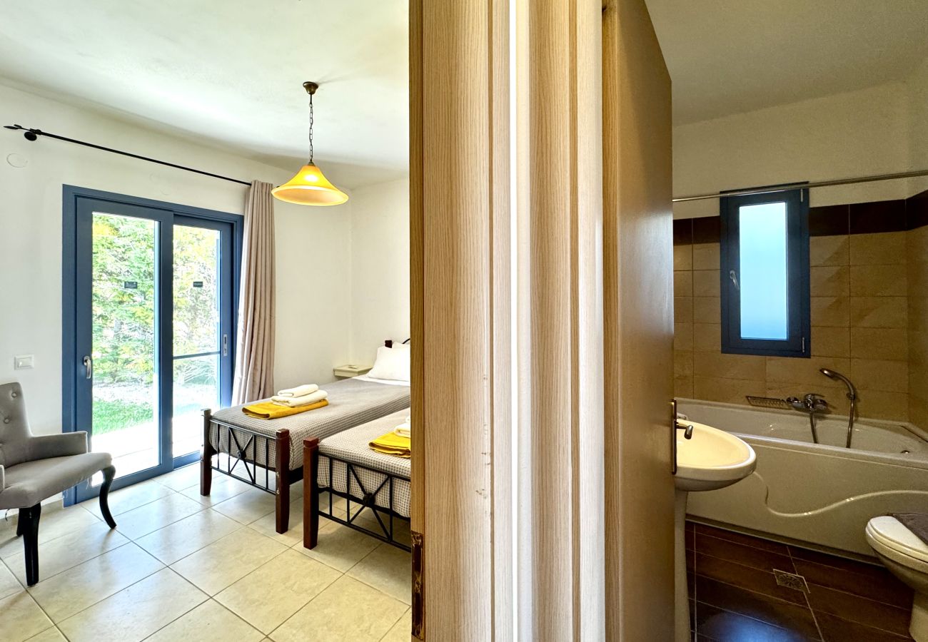 Villa in Spartia - Villa Anemos