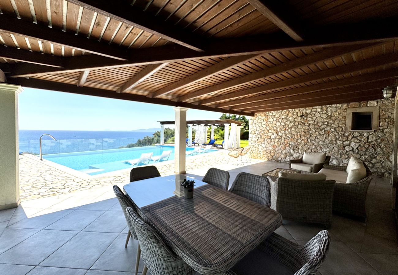 Villa in Spartia - Villa Roberta