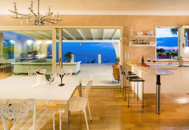 Villa in Letojanni - Villa Luce Villa in Letojanni - Villa Luce