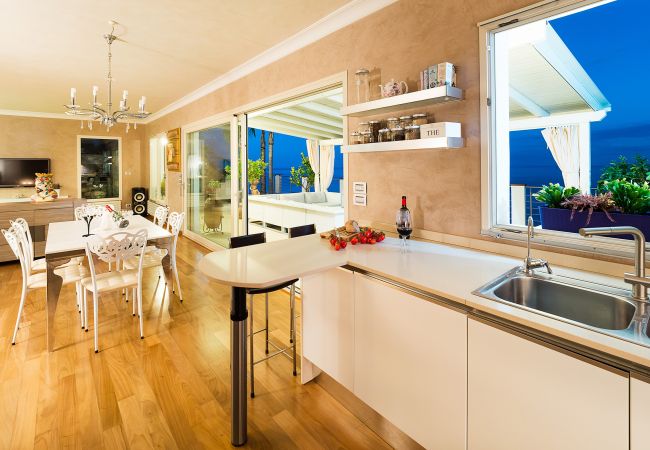 Villa in Letojanni - Villa Luce Villa in Letojanni - Villa Luce