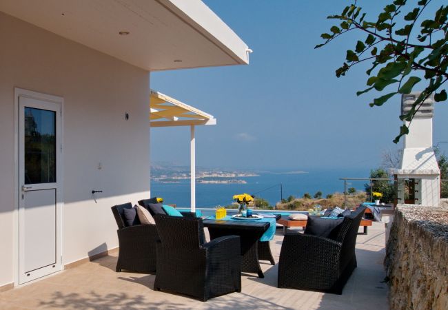 Villa in Megala Chorafia - Villa Nikos Villa in Megala Chorafia - Villa Nikos