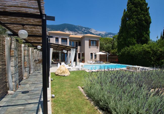 Villa in Lourdas - Villa Minetti