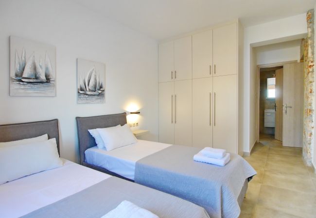 Villa in Spartia - Villa Kalypso Villa in Spartia - Villa Kalypso