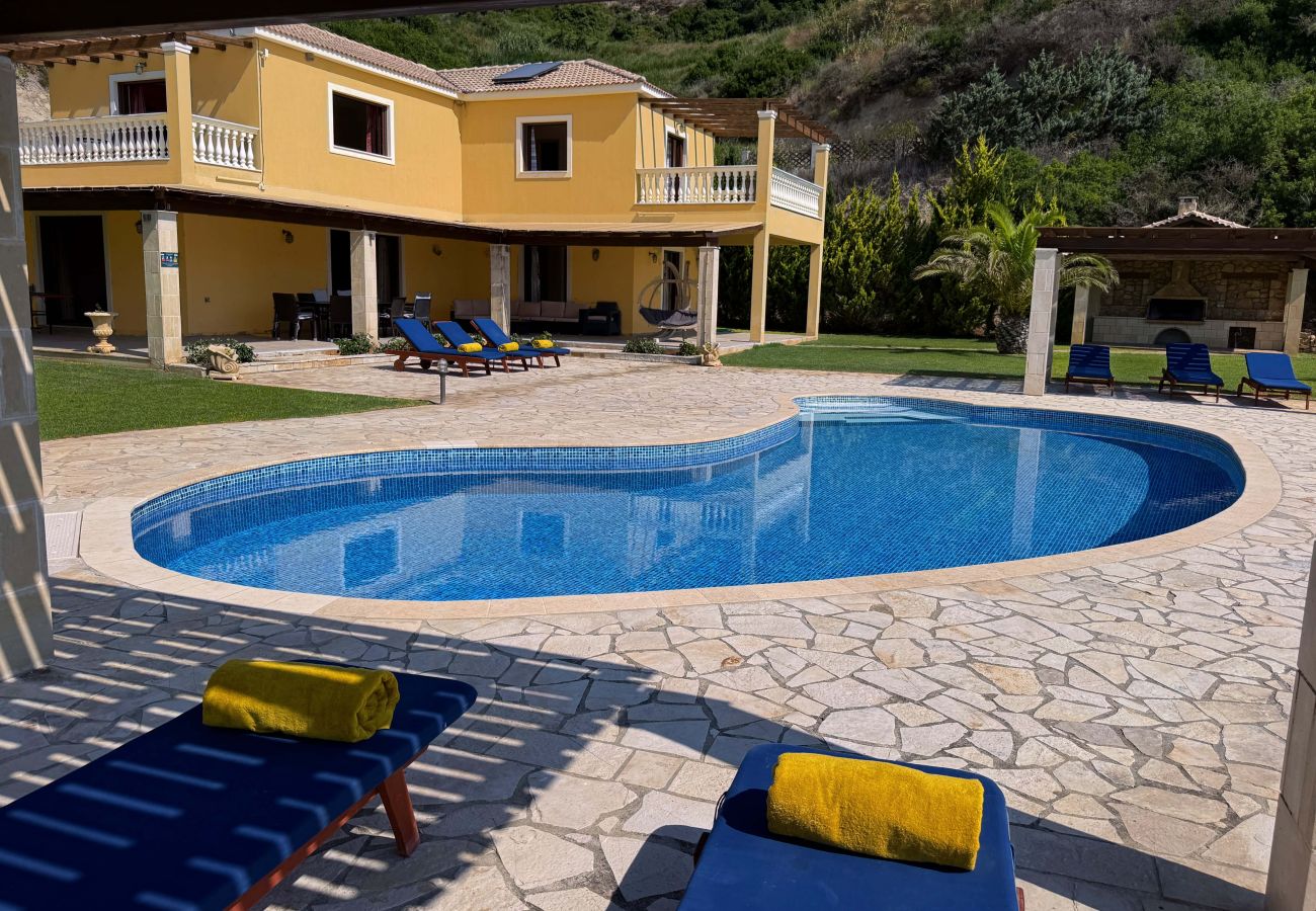 Villa in Spartia - Villa Alexandros