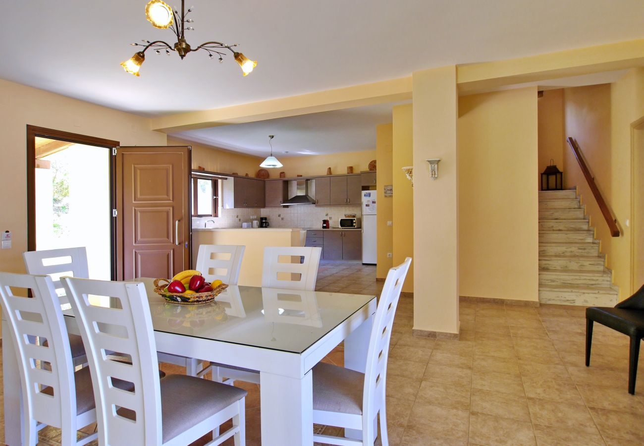 Villa in Spartia - Villa Alexandros