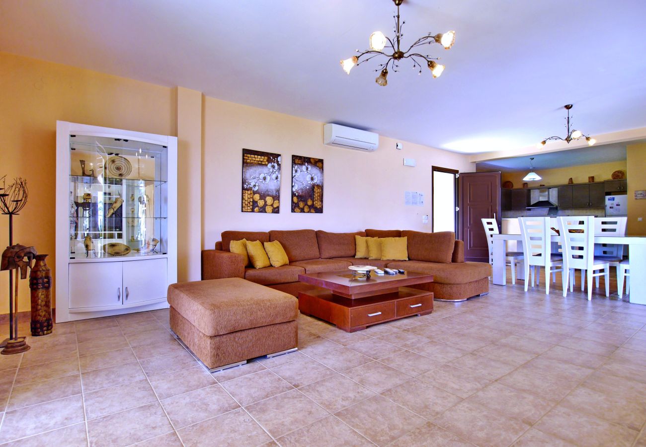 Villa in Spartia - Villa Alexandros