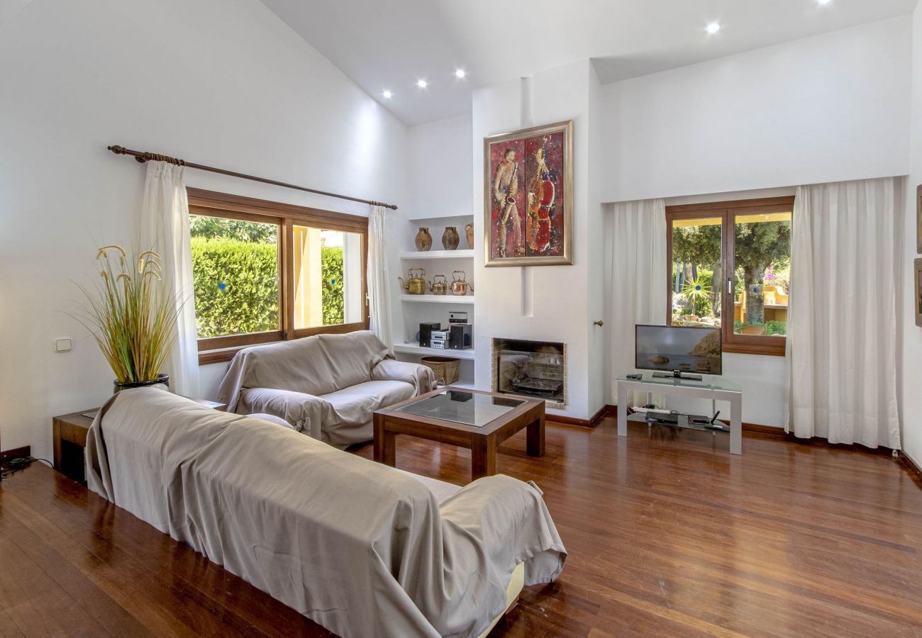 Villa in Cala San Vicente - Villa Formosa