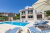 Villa in Sumartin - Villa Vjeka Villa in Sumartin - Villa Vjeka