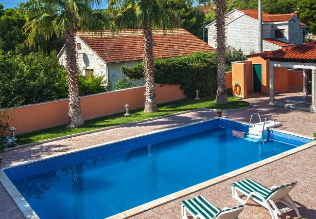 Villa in Sumartin - Villa Rasotica Villa in Sumartin - Villa Rasotica