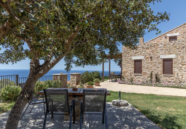 House in Agia Paraskevi - Roussas House House in Agia Paraskevi - Roussas House