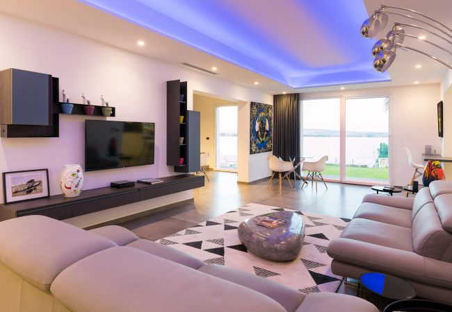 Villa in Syracuse - Villa Artemare Villa in Syracuse - Villa Artemare