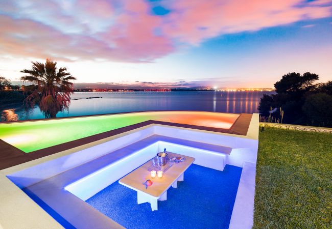 Villa in Syracuse - Villa Artemare Villa in Syracuse - Villa Artemare