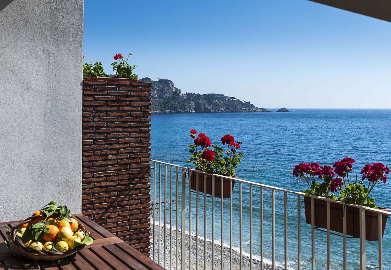 Villa in Taormina - Alyssa Apartment