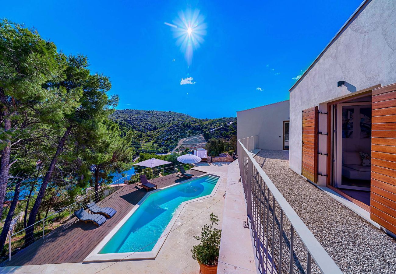 Villa in Bobovišca - Villa Pine Heaven