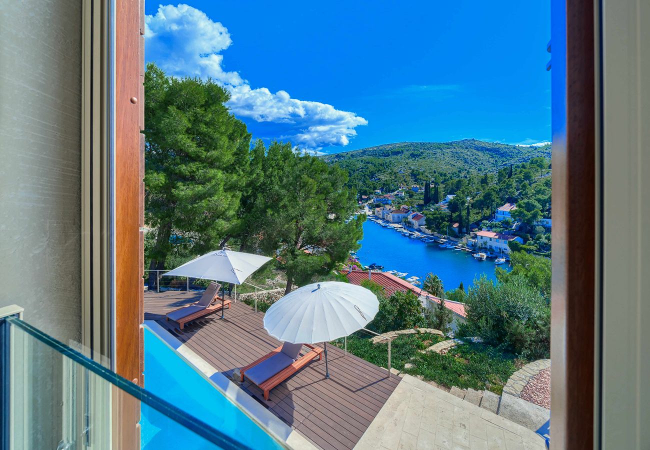 Villa in Bobovišca - Villa Pine Heaven