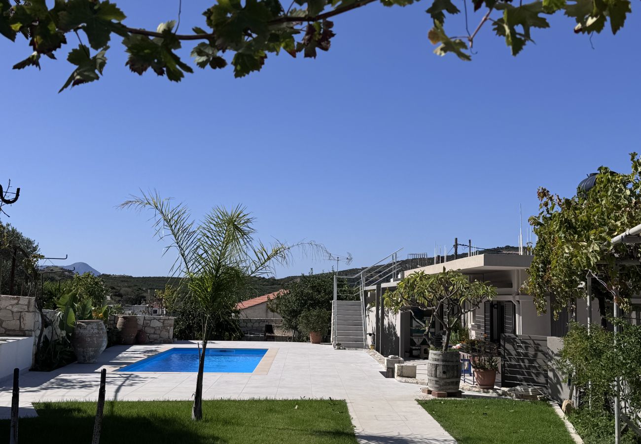 Villa in Kissamos - Villa Dioni
